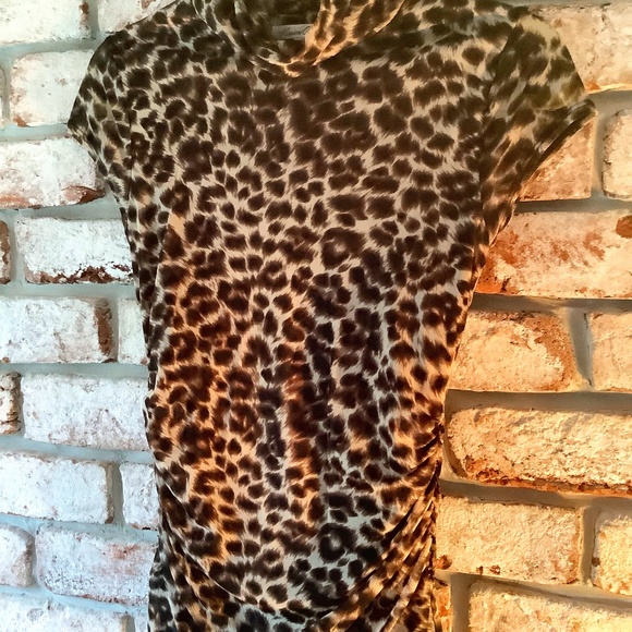 Kenneth Cole animal print capped sleeve top - Picture 1 of 3